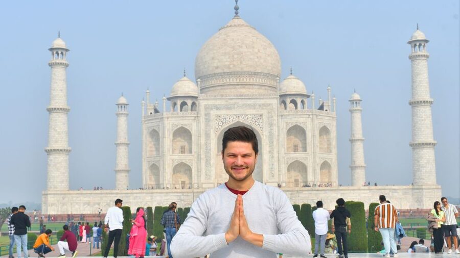 From Jaipur: Taj Mahal Guided and Agra Tour By Car - What to know before you book