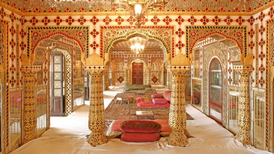From New Delhi: Jaipur Tour by Fast Train or by Private Car - Galta Ji is a bonus, not a guarantee