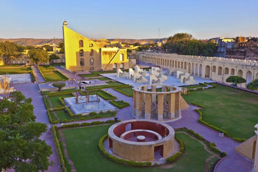 From New Delhi: Jaipur Tour by Fast Train or by Private Car - Train or private car: choose your kind of long day