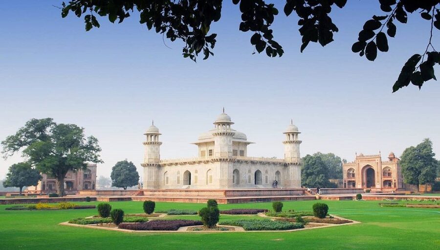 From Rishikesh: 2 Days Taj Mahal Agra Tour - The Rishikesh to Agra drive sets the pace