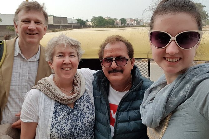 Full Day Agra Tuk Tuk Tour with Taj Mahal and Agra Fort - Starting at the Taj Mahal