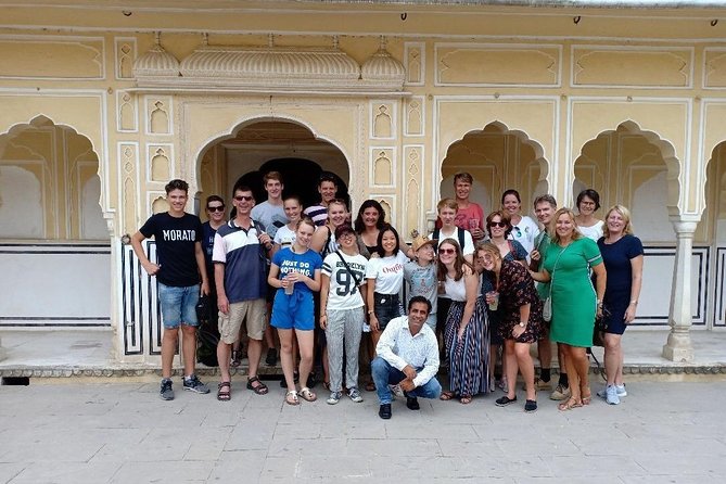 Full-Day Jaipur City Sightseeing Private Tour - Panna Meena ka Kund: A stepwell built around symmetry