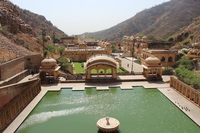 Full-Day Private City Tour of Jaipur - Amber Fort: give yourself time to look around