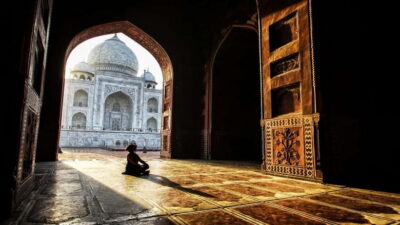 Full-Day Tour of Agra with Sunrise & Sunset at Taj Mahal