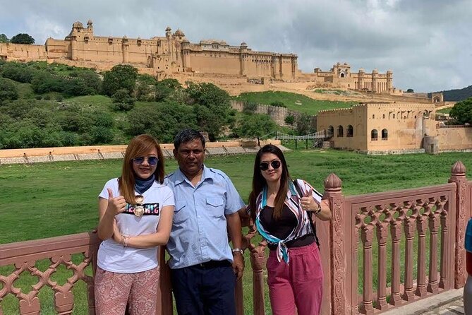 Golden Triangle Tours - Agra: the Taj Mahal and its Mughal setting