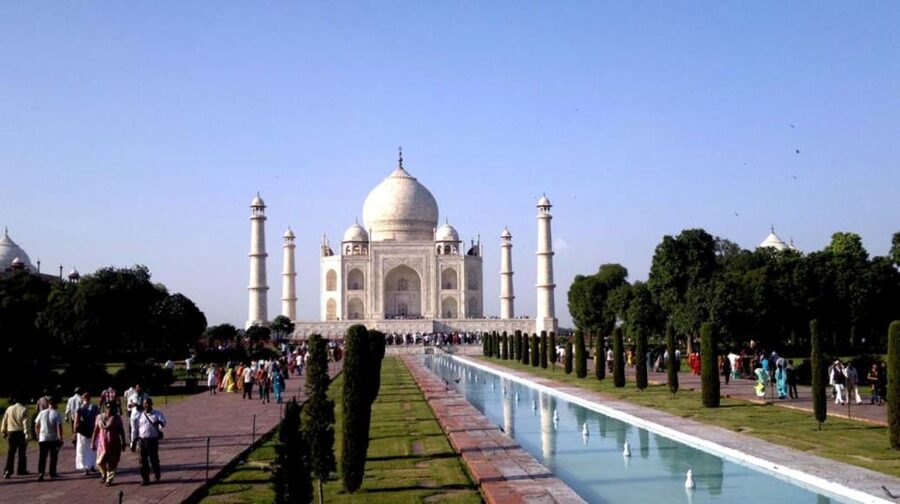 Guided Sunset Tour Of Taj Mahal with Skip-The-Line Entry - Two hours inside a world-famous monument