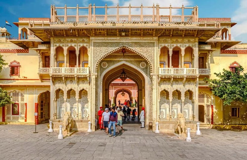 Jaipur: 2-Day City Sightseeing Tour with Cab & Guide - Is $25 good value?