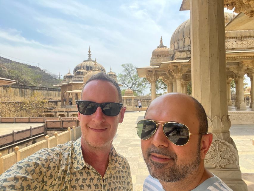 Jaipur: Amber Fort, Jal Mahal and Hawa Mahal Private Tour - Jal Mahal: a short stop with a fine view