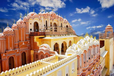 Amber Fort, Stepwell & Jal Mahal with Pickup