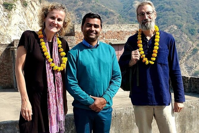 Jaipur Car tour with English driver - Jal Mahal: a short lakeside pause
