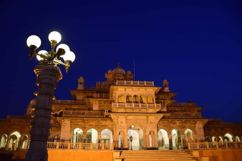 Jaipur: City Night Tour with Patrika Gate & Masala Chowk Tea - Jaipur after dark, with the driving sorted