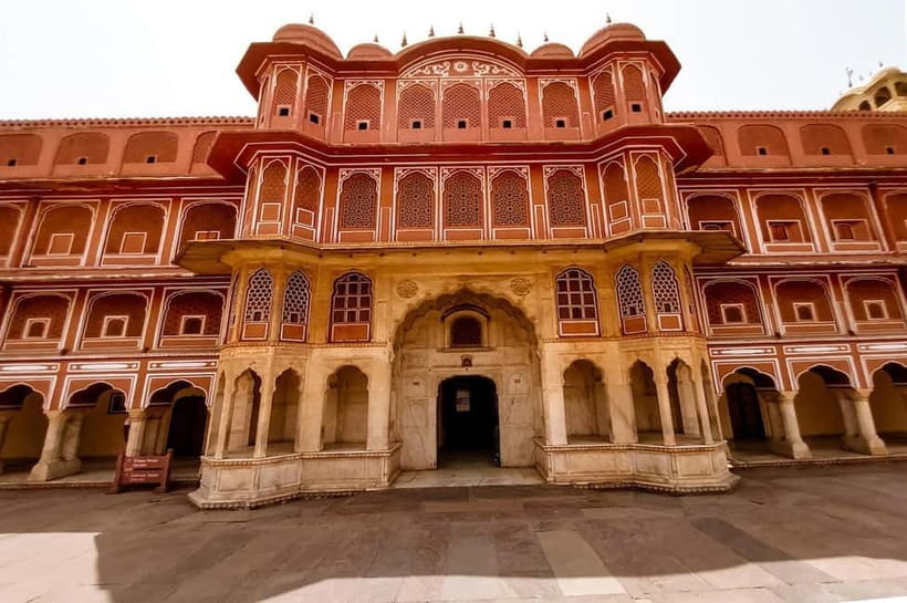 Jaipur City Tour Elephant Ride with Guide - Jal Mahal is a scenic pause, not a palace visit