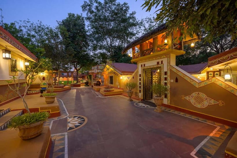 Jaipur: Cultural Evening Tour & Dinner at Chokhi Dhani - A vegetarian Rajasthani dinner worth making time for