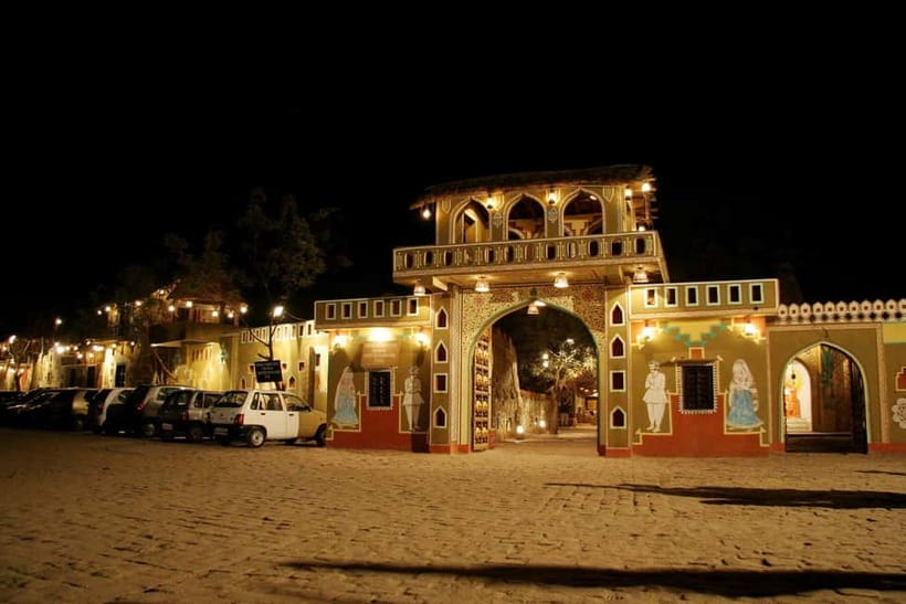 Jaipur: Cultural Evening Tour & Dinner at Chokhi Dhani - Who will enjoy this evening most