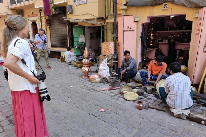 "Jaipur Cultural Walk: Explore life behind the pink walls" - Group size, timing, and practical details