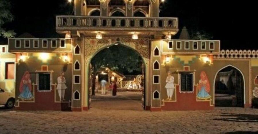 Jaipur Evening Tour Chokhi Dhani village culture with dinner - Walking among the village-style huts