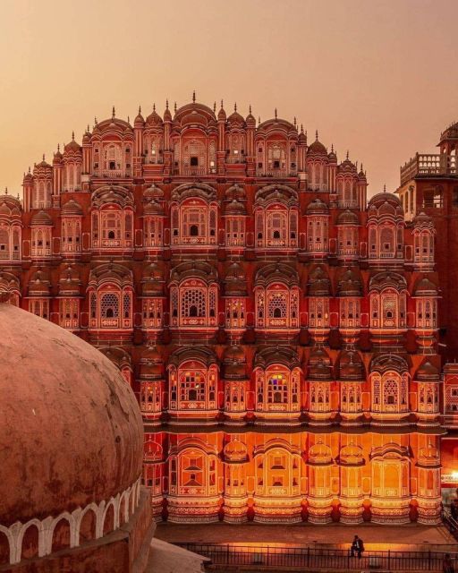 Jaipur Evening Tour Chokhi Dhani village culture with dinner - Live instrumental music and dinner