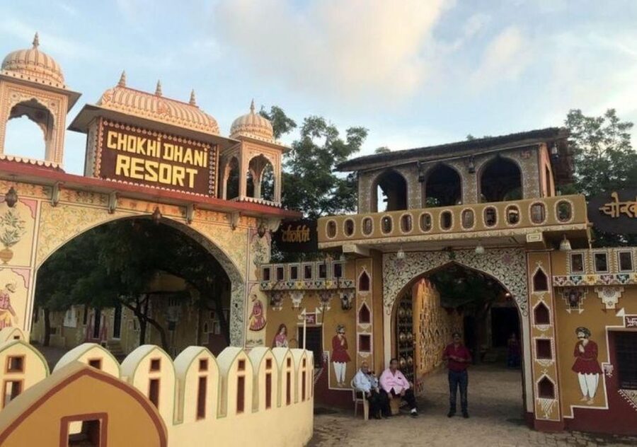 Jaipur Evening Tour Chokhi Dhani village culture with dinner - Who is likely to enjoy this outing