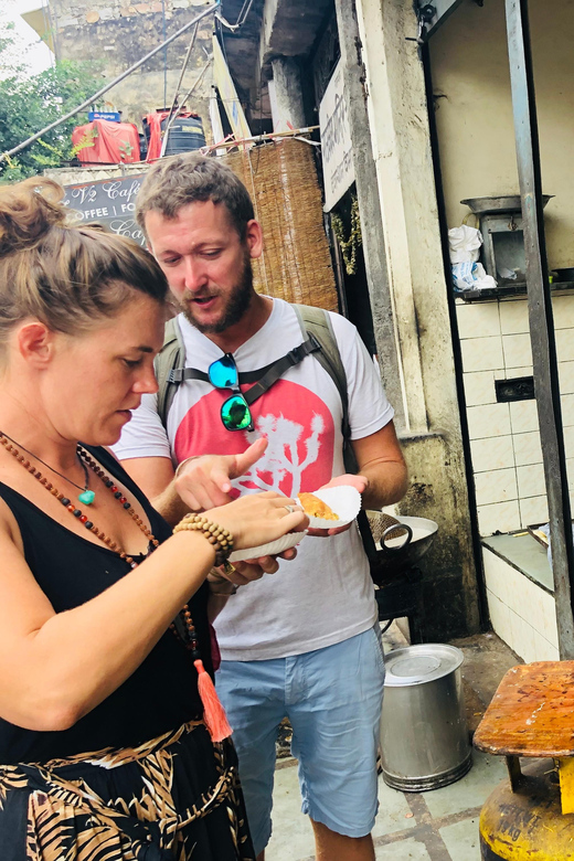 Jaipur Food Walk l Eat Just Like Locals - From Raj Mandir parking to the market lanes