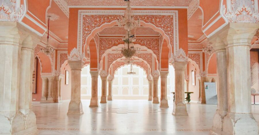 Jaipur: Full-Day Private City Tour by Car with Guide - Who should book this Jaipur tour?