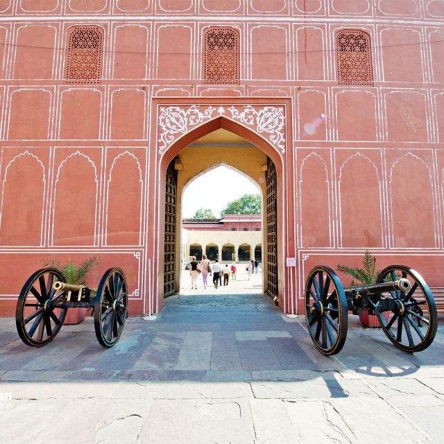 Jaipur: Half-Day Guided Sightseeing Tour with Flower Market - Block printing: see the craft, not just the finished cloth