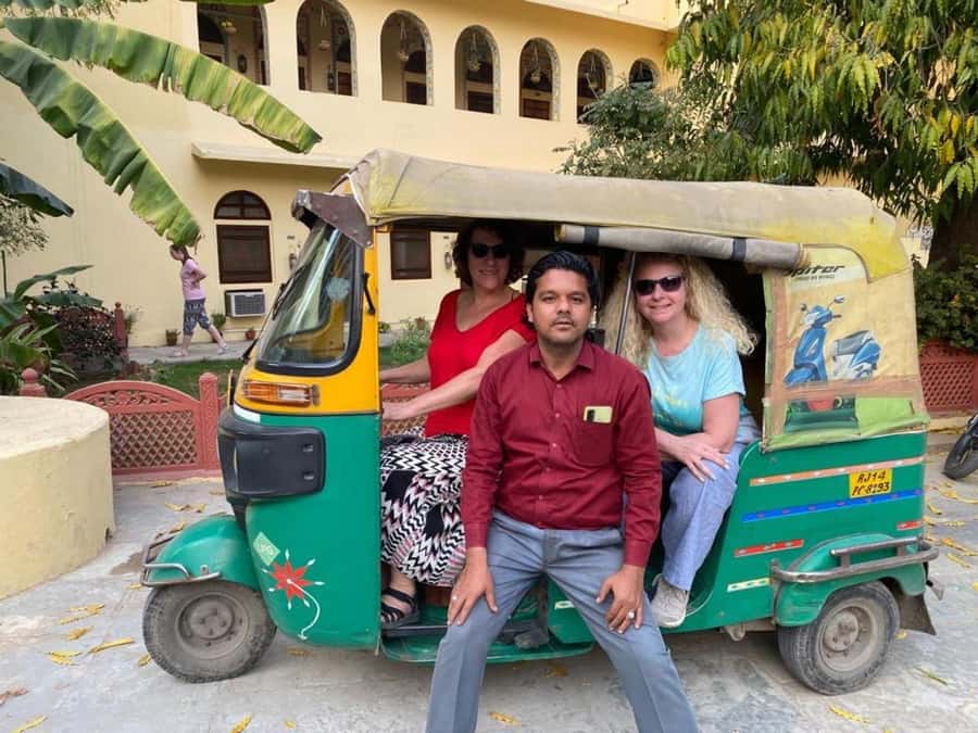 Jaipur: Half-Day or Full-Day Tour with Flower Market - Royal Gator Tumba, a quieter pause