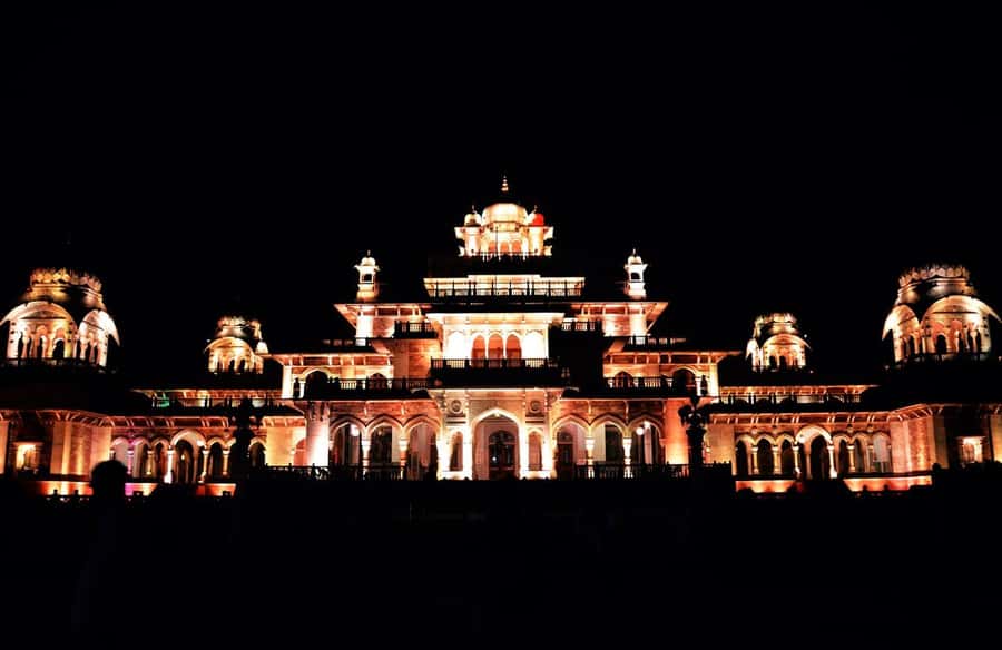 Jaipur: Heritage Evening Tour with Monkey Temple Sunset - Hawa Mahal and the old city after dark
