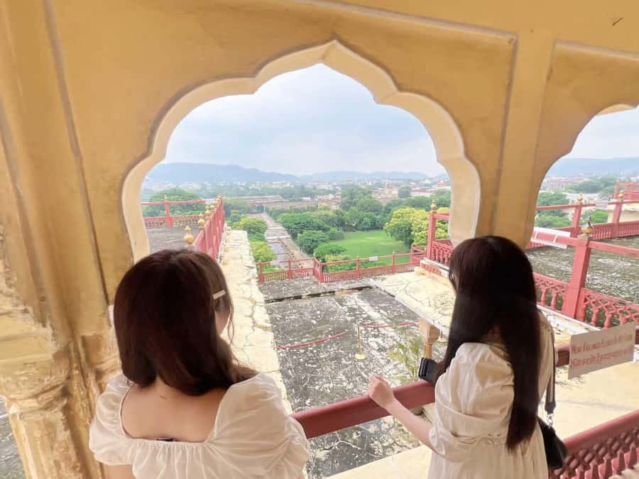Jaipur: Heritage Evening Tour with Monkey Temple Sunset - Albert Hall and Birla Temple in evening light