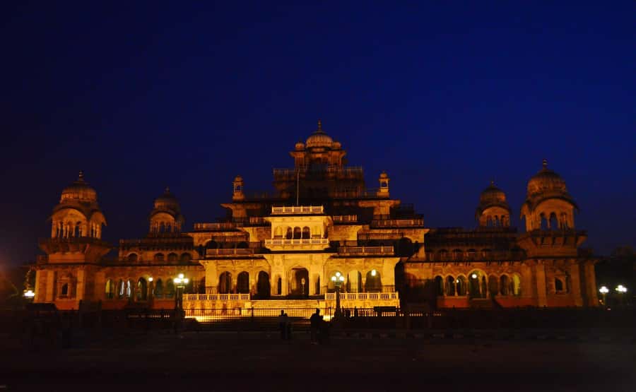 Jaipur: Heritage Evening Tour with Monkey Temple Sunset - Should you book the Jaipur evening tour?