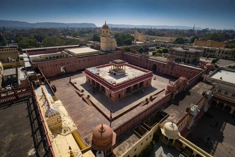 Jaipur: Jaipur & Amber Fort Full or Half-Day Guided Tour - Panna Meena ka Kund and Jal Mahal add variety