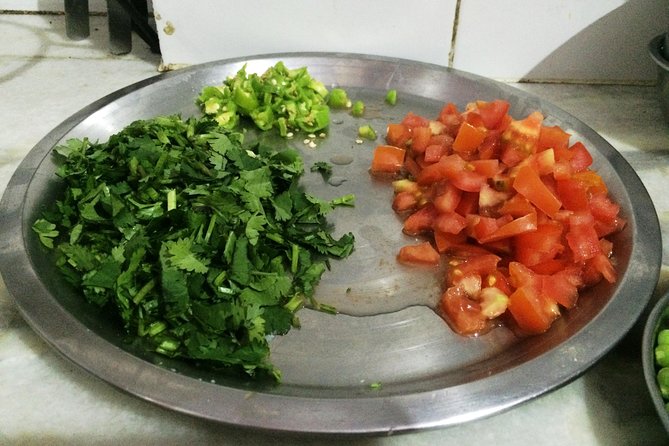 Jaipur Market Tour & Vegetarian Rajasthani Home Cooking Class - From the market to Shalini’s family kitchen