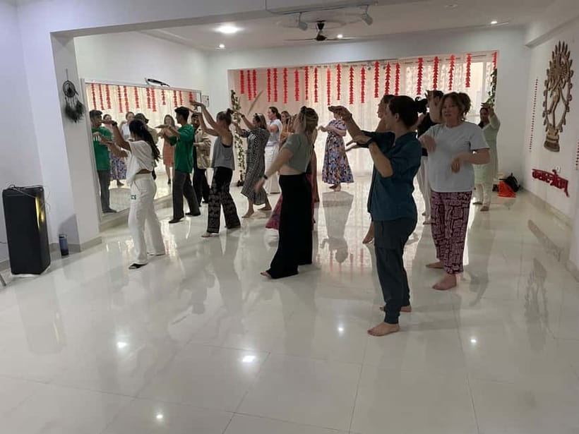 Jaipur: Namaste Bollywood l Dance like a Star - What the $19 price gets you