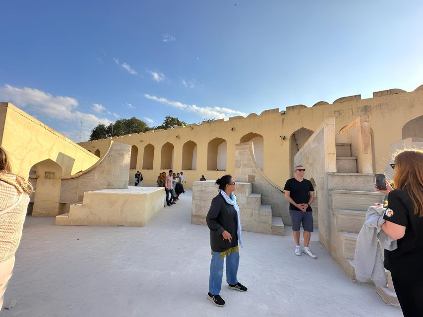 Jaipur Private City Tour with Hotel Pick-Up & Drop 4 - 8 Hrs - A private ride through Jaipur’s major sights