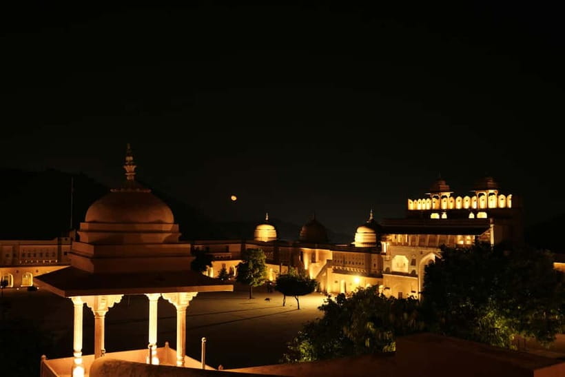 Jaipur: Private Evening Tour with Monkey Temple Sunset - Why Jaipur makes sense after dark