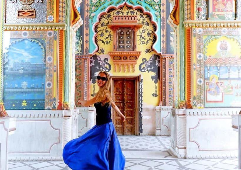 Jaipur: Private Full Day City Sightseeing Tour with Guide - Jaipur’s palaces make more sense with a guide