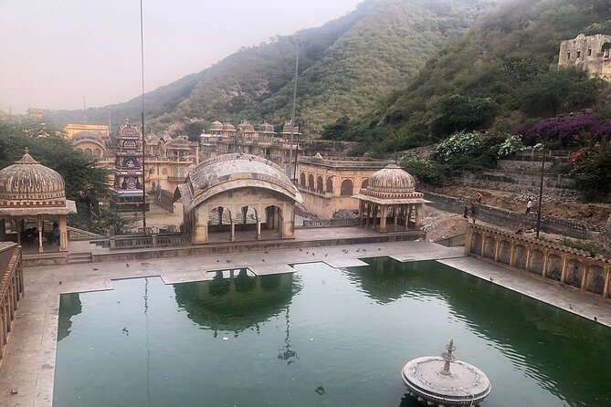 Jaipur Private Full-Day Sightseeing Tour By Car - Should you book the Jaipur private car tour?