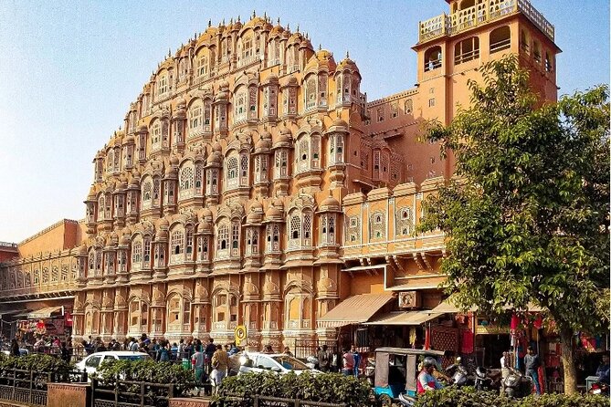 Jaipur Private Full-Day Sightseeing Tour by Tuk-Tuk with Pickup - Albert Hall Museum: a change of pace