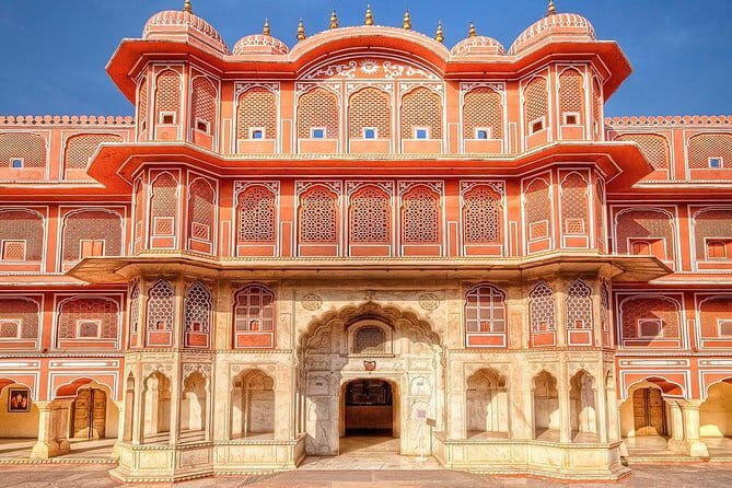 Jaipur: Private Guided Spritual Tour In Jaipur - Moti Dungari and the return to Hawa Mahal
