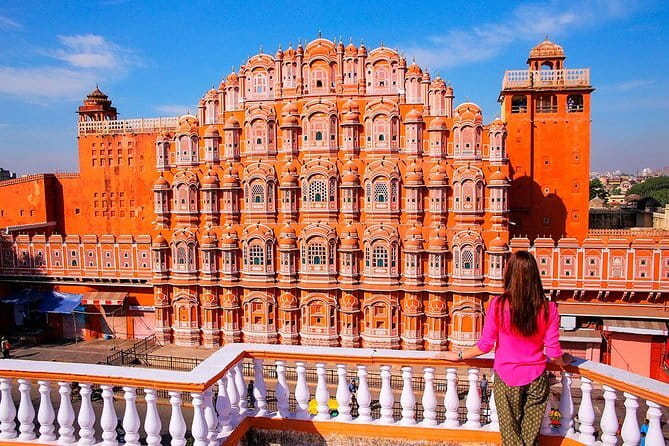 Jaipur: Private Guided Spritual Tour In Jaipur - What the price and private transport mean for you