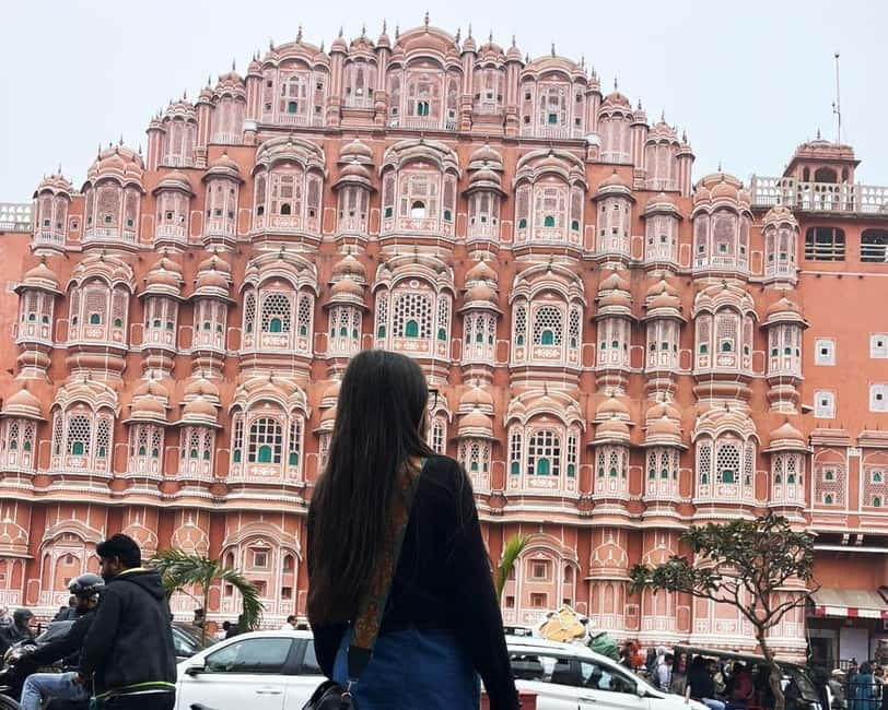 Jaipur: Private Half-Day Instagram Tour with Guide - Royal Gaitor: cenotaphs and quieter detail