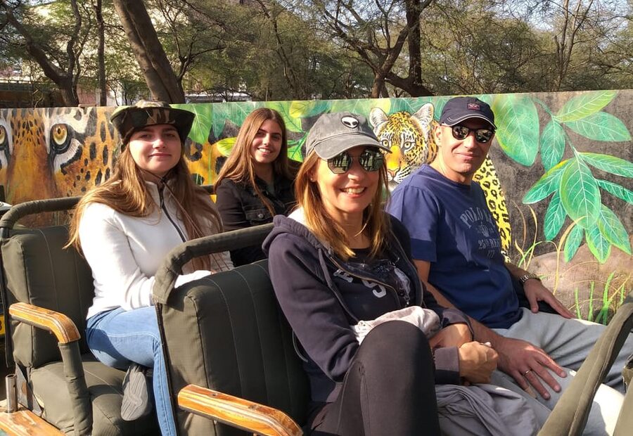 Jaipur: Private Jhalana Leopard Safari Tour - Looking for leopards, and enjoying the rest