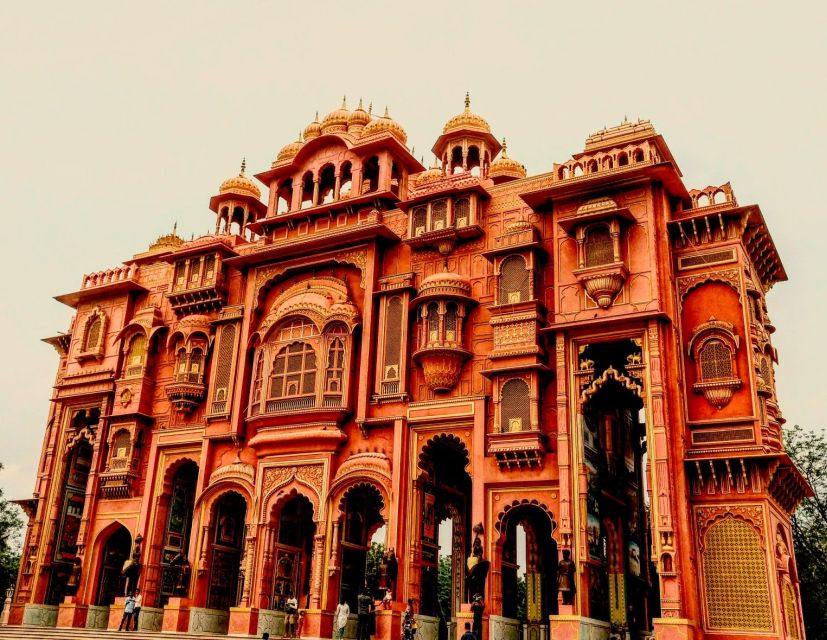 Jaipur: Private Sightseeing Day Tour with Guide by Car - A practical way to cover a spread-out city