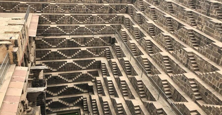 Jaipur: Same-Day Bhangarh Fort & Chand Baori Stepwell Tour - Bhangarh Fort, where the ruins set the mood