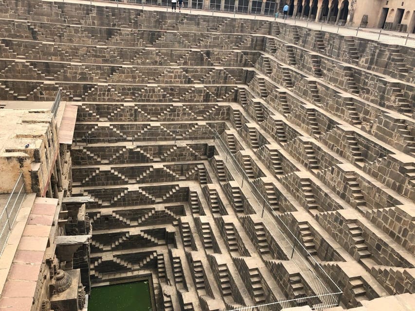 Jaipur: Same-Day Bhangarh Fort & Chand Baori Stepwell Tour - Lunch and the optional village stop