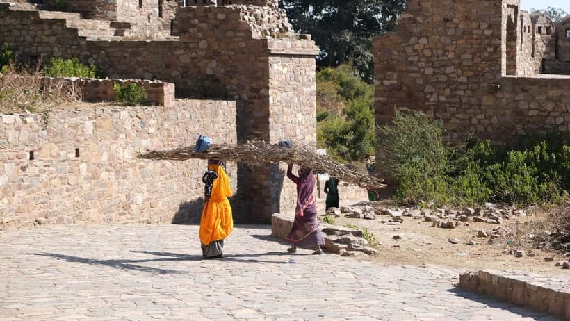 Jaipur: Same-Day Bhangarh Fort & Chand Baori Stepwell Tour - A few practical points before you go