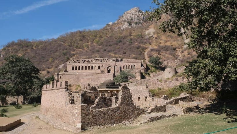 Jaipur: Same-Day Bhangarh Fort & Chand Baori Stepwell Tour - FAQ