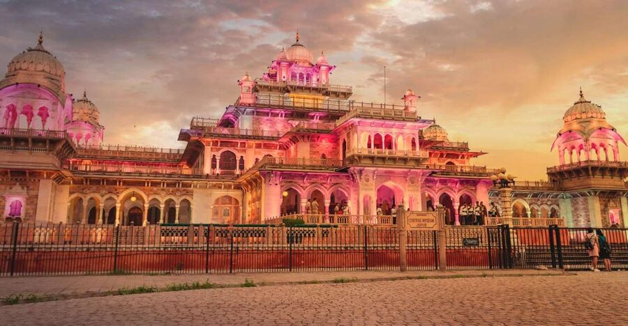 Jaipur Sightseeing by Tuk-Tuk: Temples, Palaces & Markets - Jaipur by tuk-tuk: key points