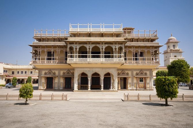 Jaipur Sightseeing Tour with Private Car and Driver - Jaipur by private car, with room to set your pace