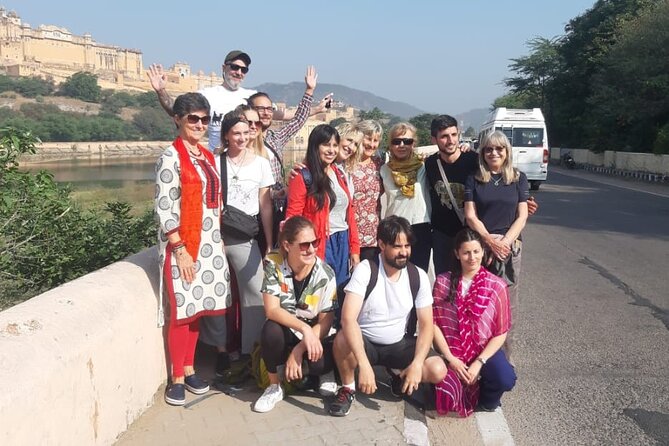 Jaipur Skip-the-Line Monuments Tour with Guide - A private day helps Jaipur make sense