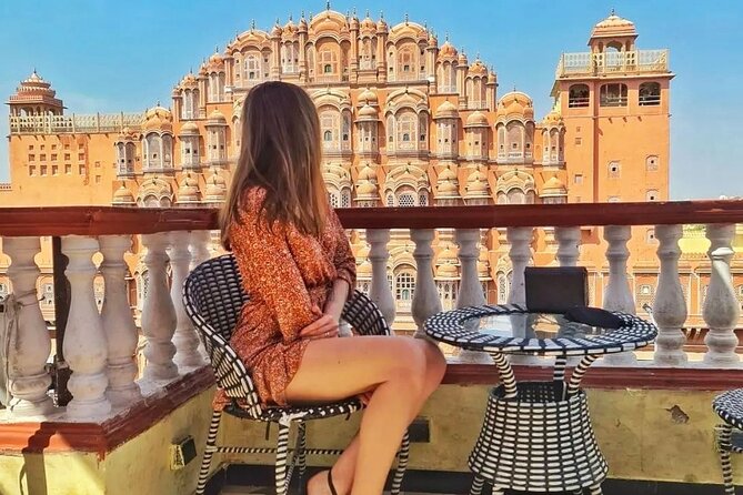 Jaipur Skip-the-Line Monuments Tour with Guide - Panna Meena Step Well offers a quick change of pace